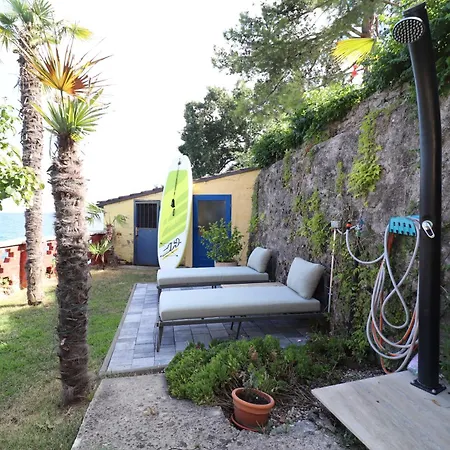 In Mery On The Sea * אופטיה